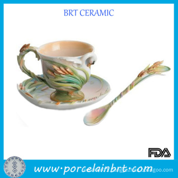 Innovation and Attractive Porcelain Tea Cup with Saucer